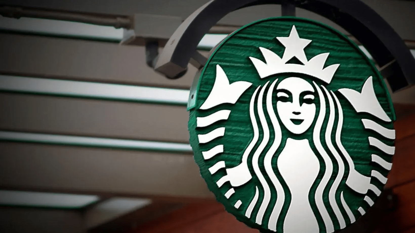 ¿Será este el fin de Starbucks? La marca pagará una gran cantidad de dinero por un accidente de quemadura